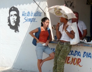 Shoppers chat at the Hatibonico
farmer's market in Camaguey, Cuba